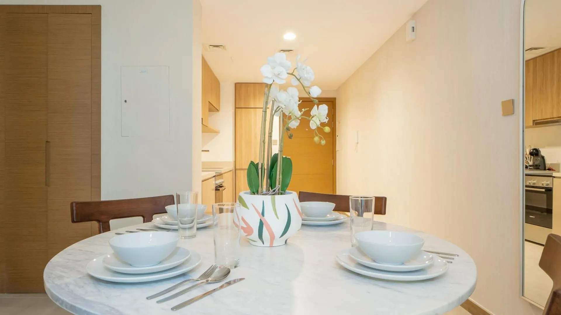 Stylish Missoni 1Br Luxury Stay Ideal For 5 Guests ドバイ アパート