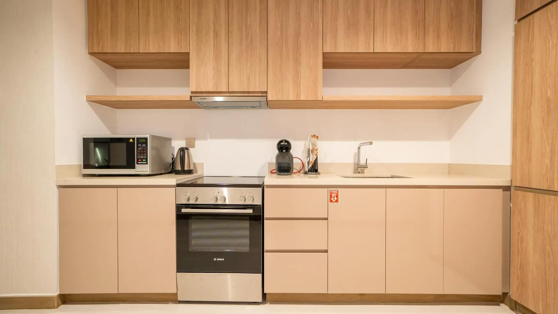 Stylish Missoni 1Br Luxury Stay Ideal For 5 Guests ドバイ