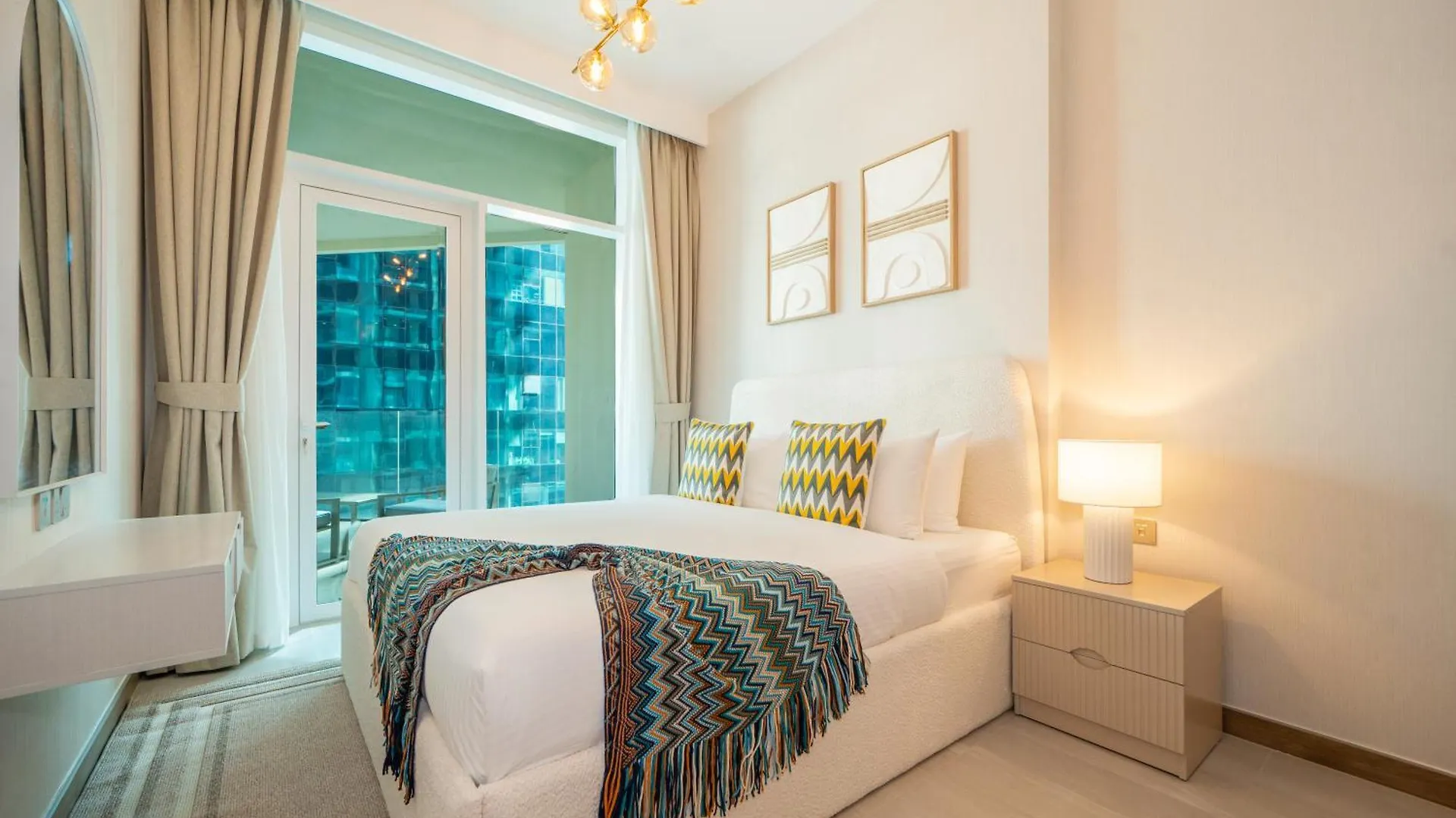 Stylish Missoni 1Br Luxury Stay Ideal For 5 Guests 迪拜 公寓
